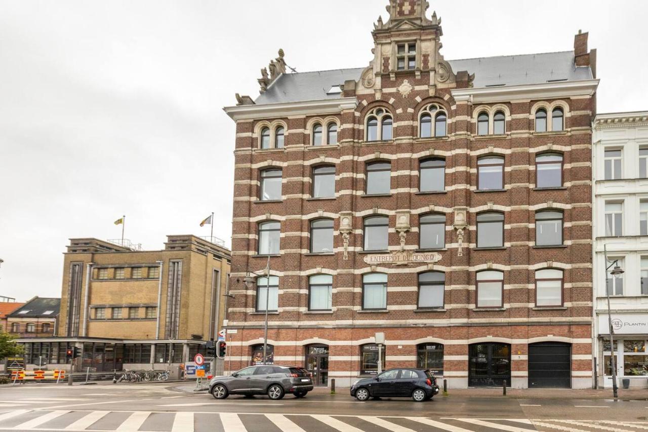 Riverview Studio In Historical Heart Of Antuérpia Exterior foto